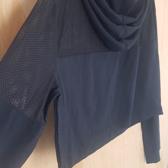 Cropped hoodie - Picture 3 of 3